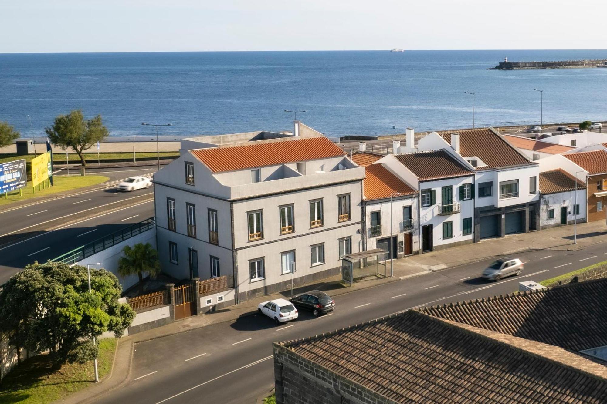 ホテル Seaside House ポンタ・デルガダ エクステリア 写真